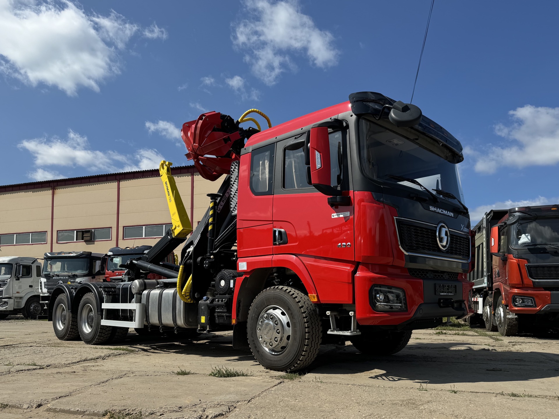 Мультилифт с КМУ SHACMAN 6x4 
